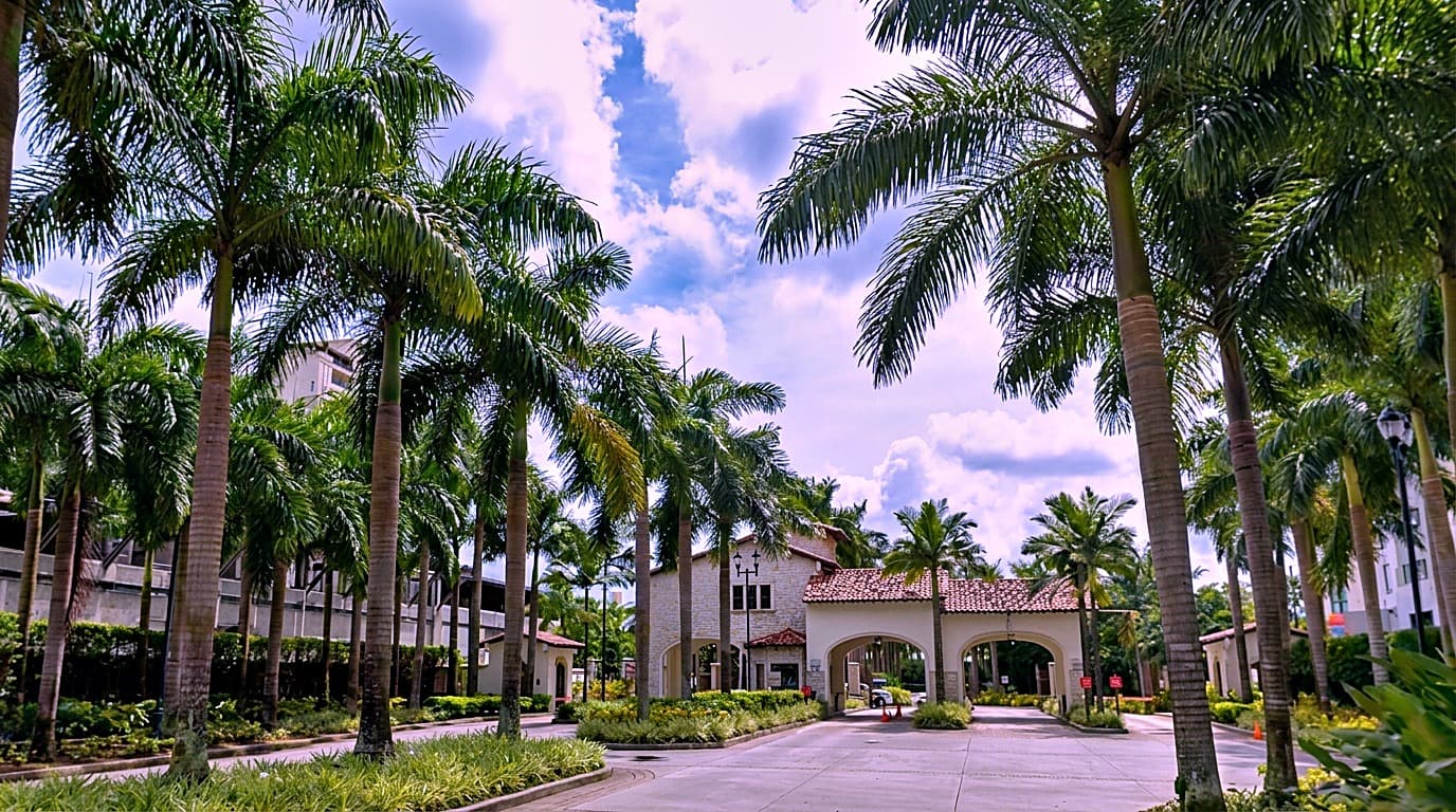 Main entrance to Santa María Golf & Country Club, Panama City