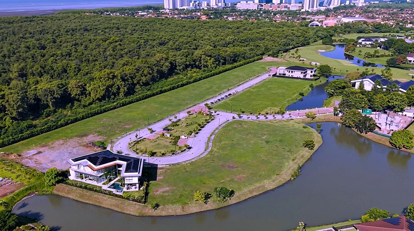 Peninsula Estates - 2,111 m² en Santa María Golf & Country Club, Panama - vista aérea residencial